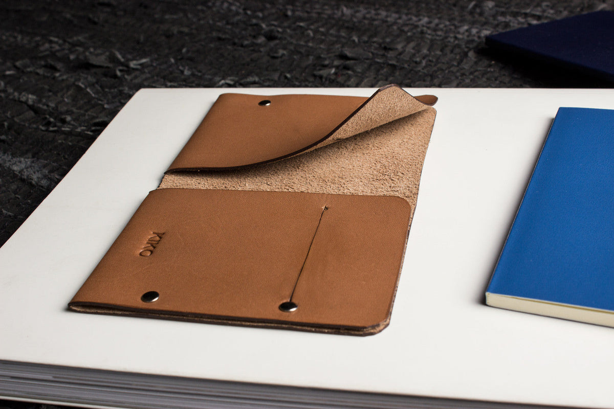 Unstitched Vegetable-Tanned Twofold Wallet