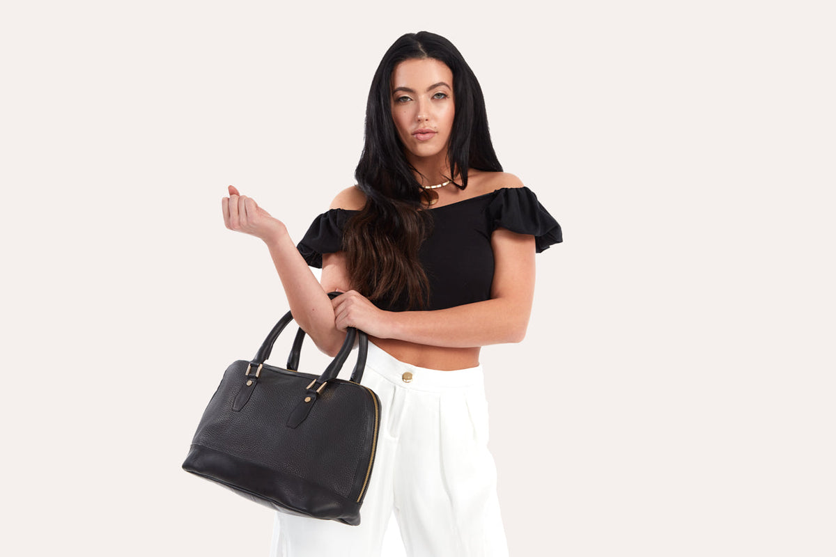 Snazzy Pebble Leather Bag
