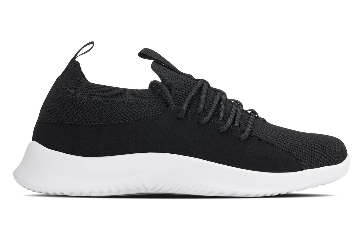 CALTO Q132 2.4-Inch Taller Black/White Sole Ultra-Lightweight Sneakers
