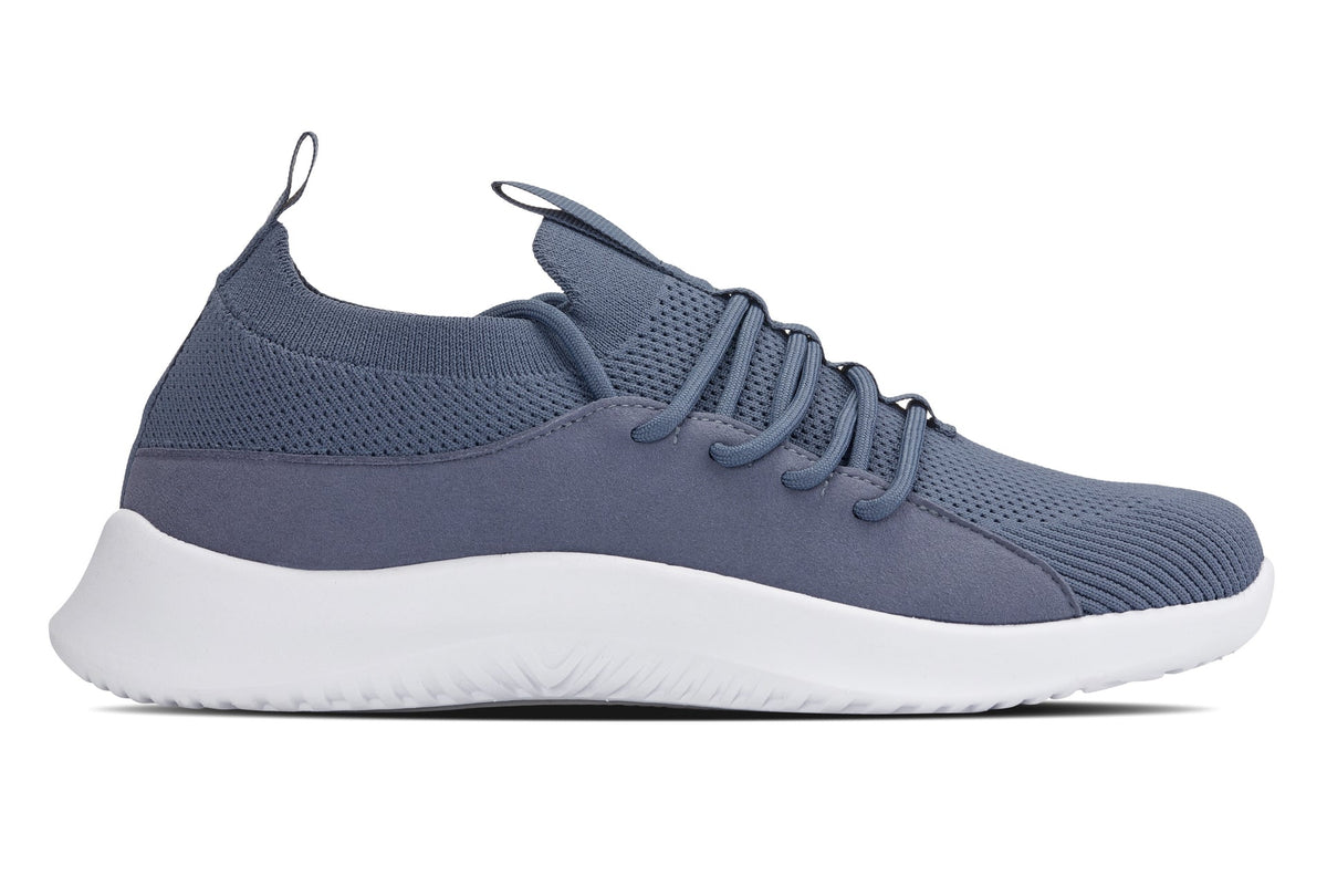 CALTO Q133 2.4-Inch Taller Light Slate Gray/White Sole Ultra-Lightweight Sneakers
