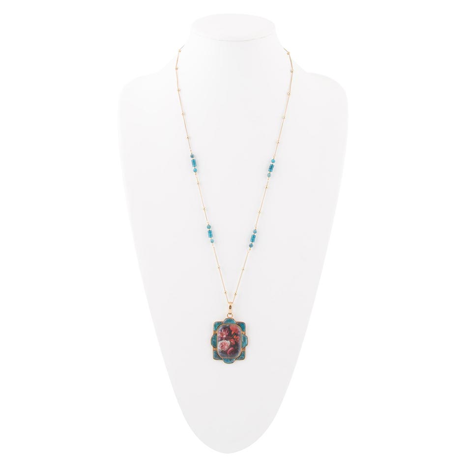 Scenic Red Floral Blue Apatite Golden Pendant Necklace