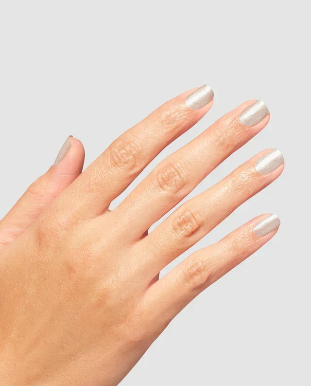 OPI - S037 Hands In The Clouds (Dip Powder) (OPI Spring 2025)