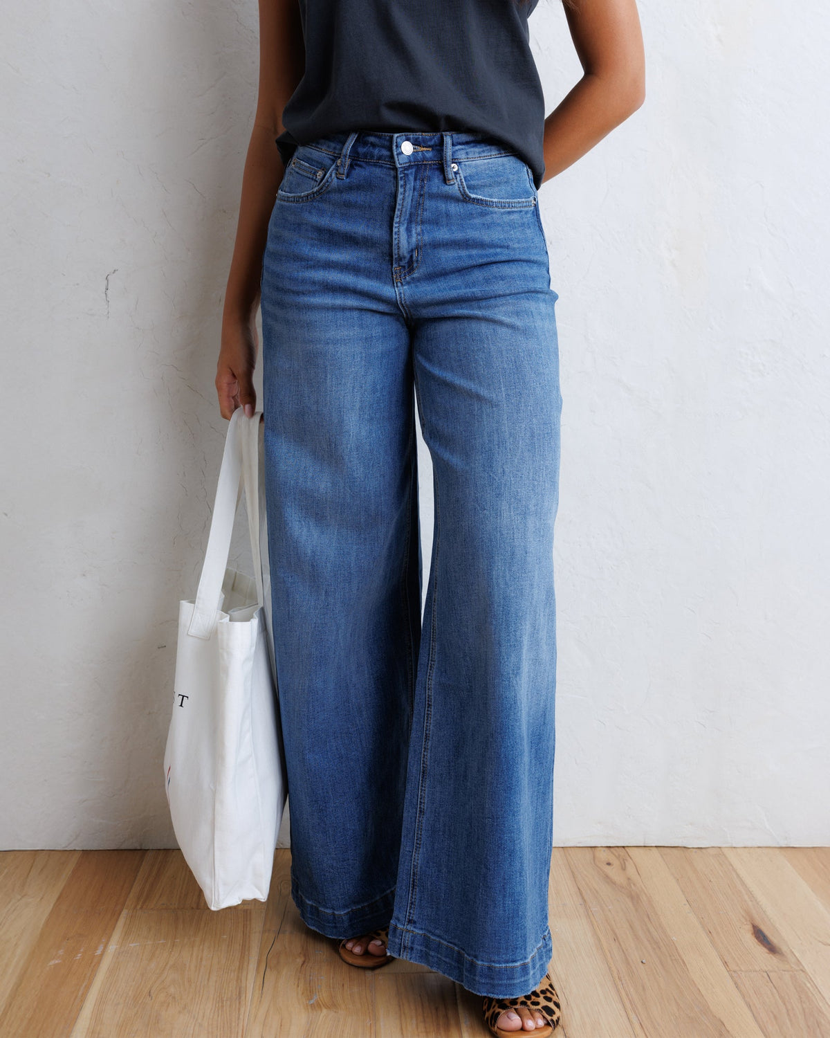 Super High Wide Leg Jeans in Slouchy Wash