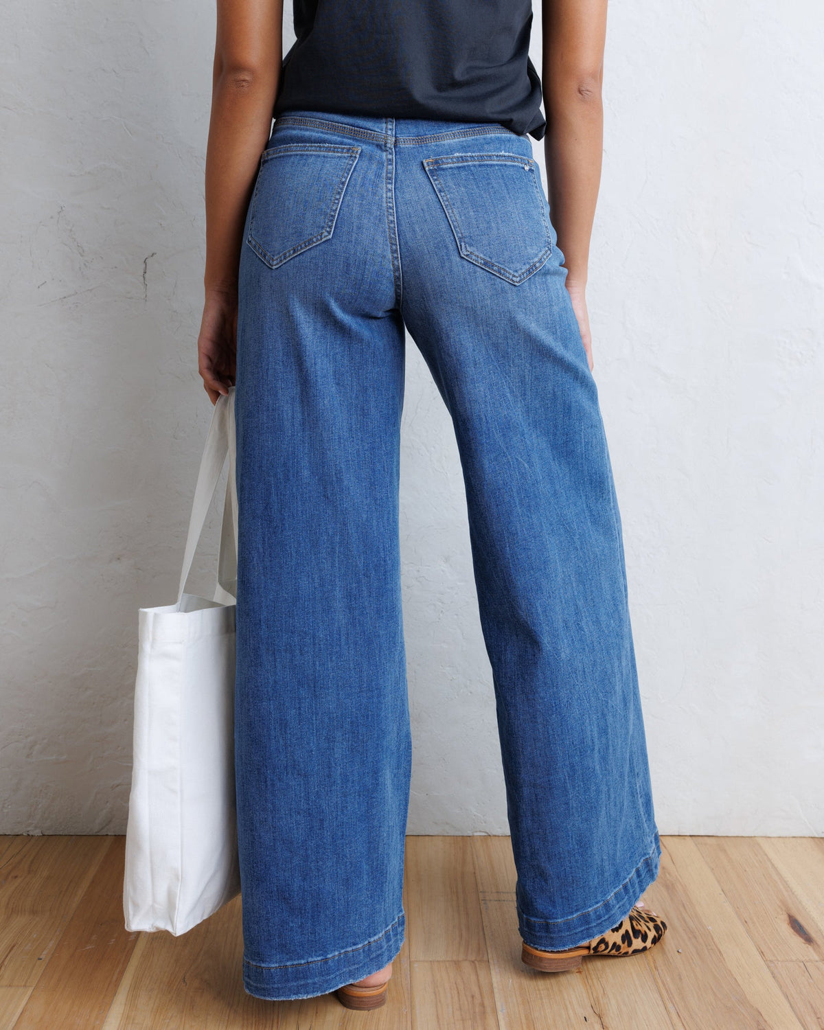 Super High Wide Leg Jeans in Slouchy Wash