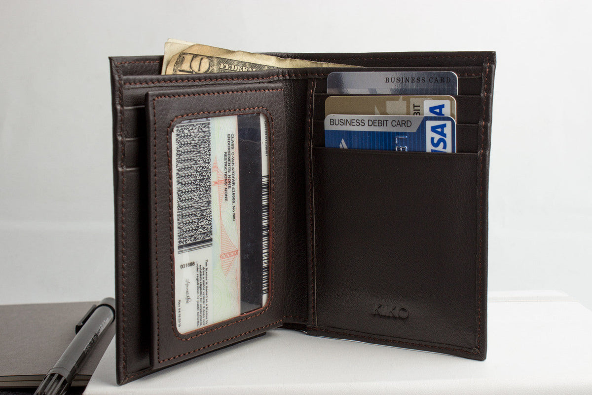 Slimfold Passcase Leather Wallet