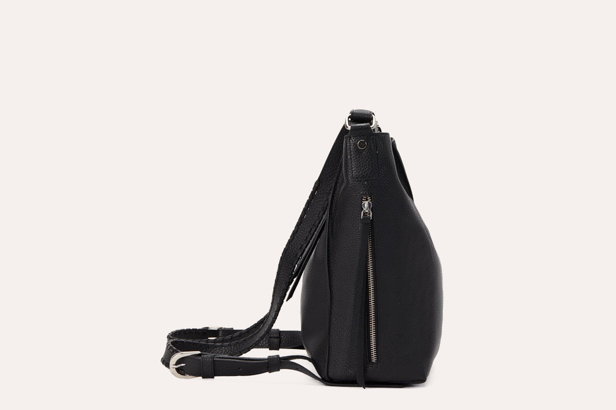 Versatile Pebble Leather Shoulder Bag
