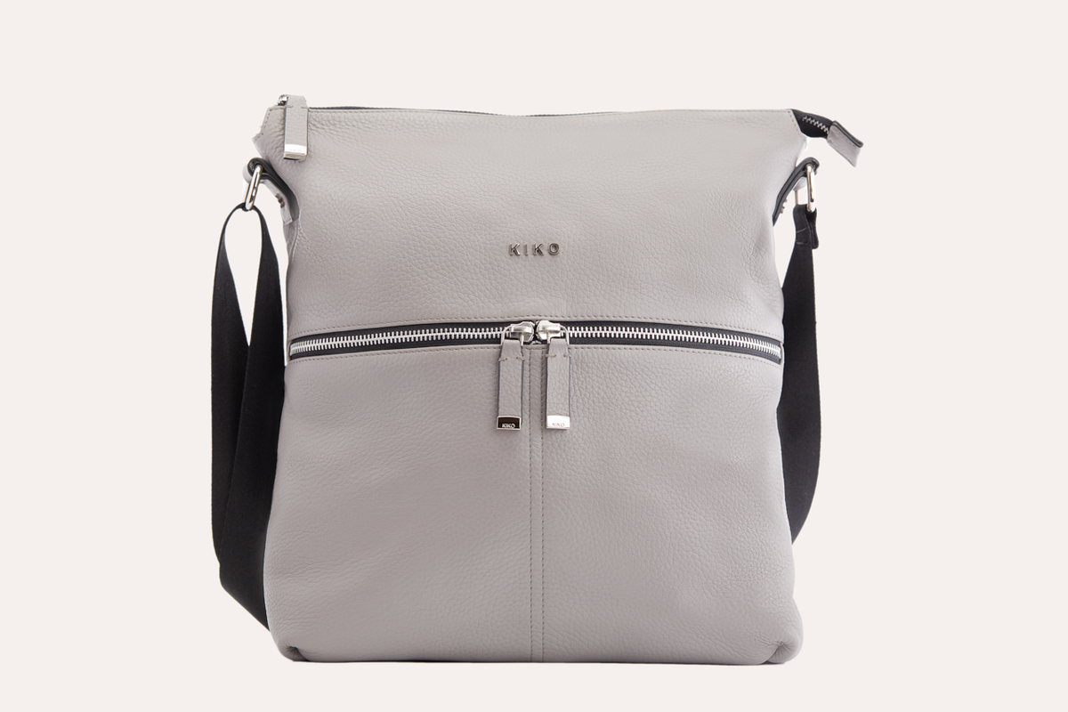 Pebble Leather Zip Tote
