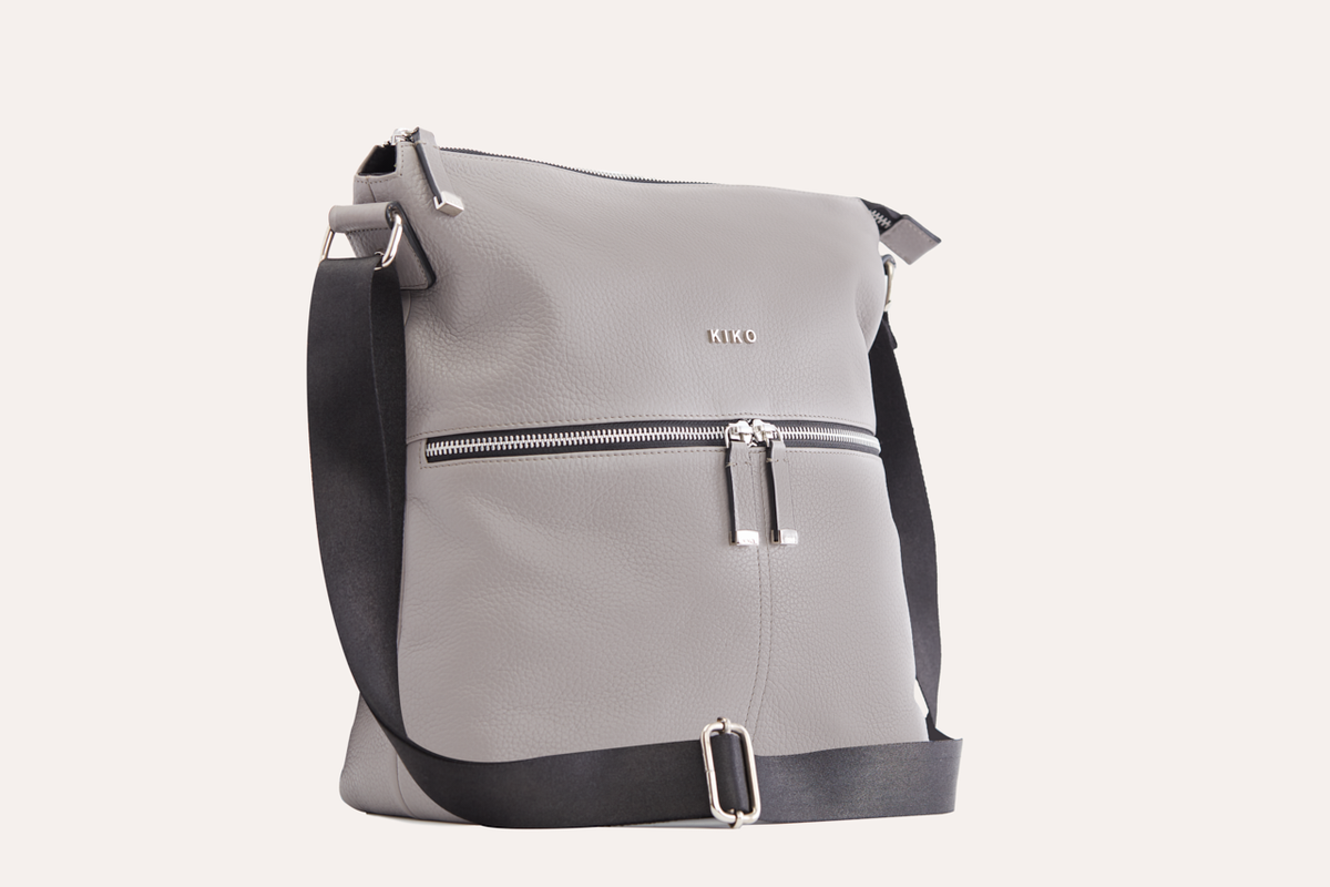 Pebble Leather Zip Tote