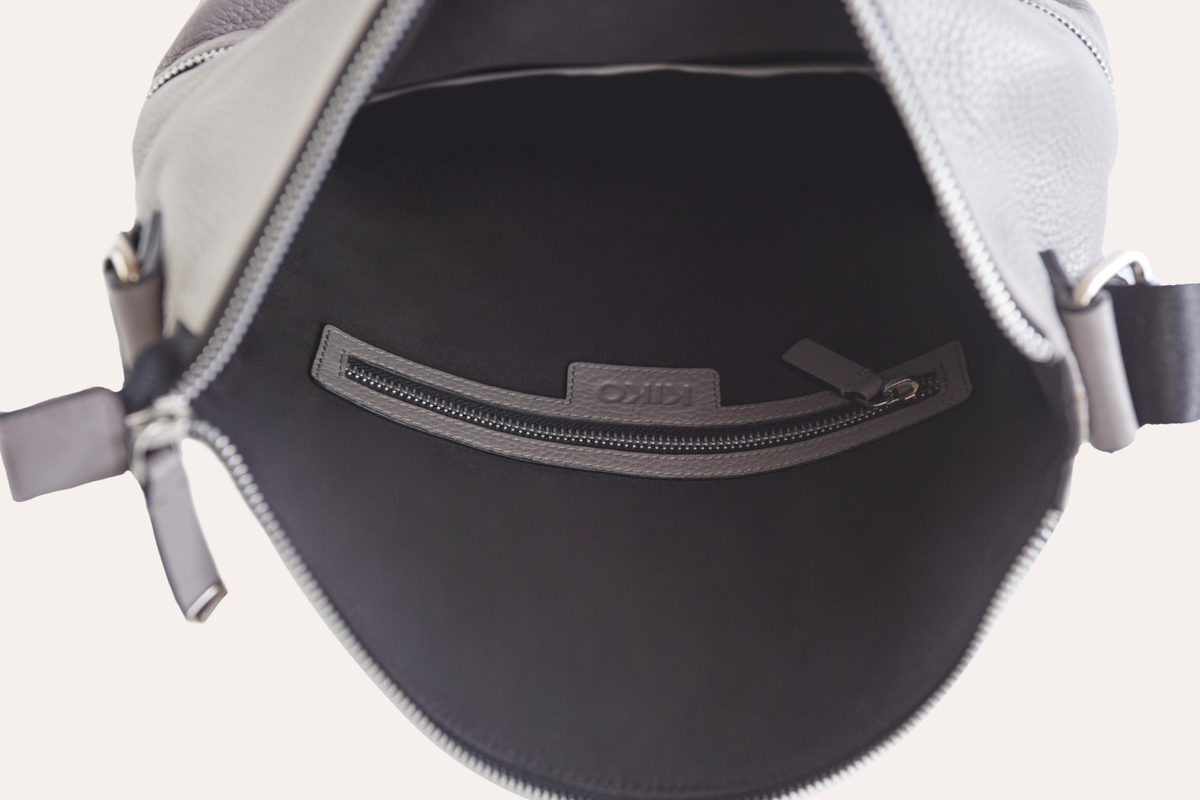 Pebble Leather Zip Tote