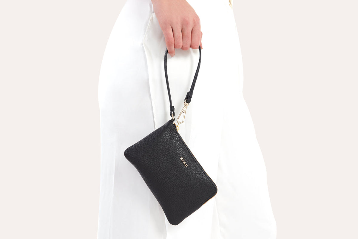 Small Pebble Leather Wristlet