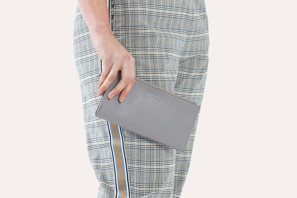 Top Zip Pebble Leather Wallet