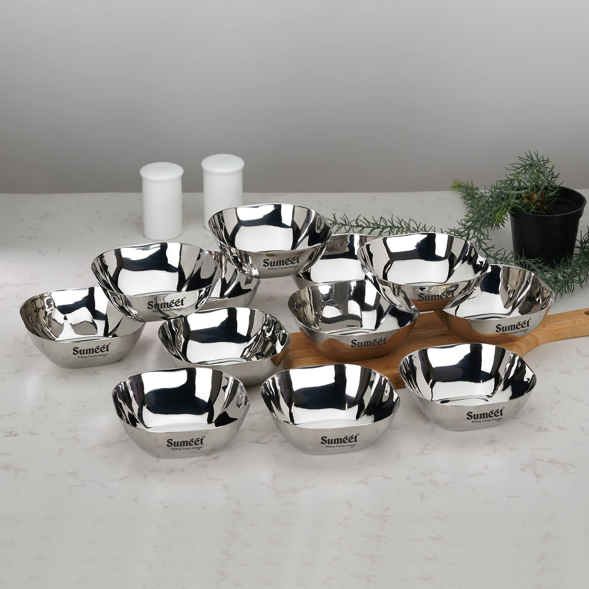 Sumeet Heavy Gauge Stainless Steel Apple Square Bowl with Mirror Finish, 10.6 cm Diameter, Set of 12 Pieces, 250 ml Each, Silver