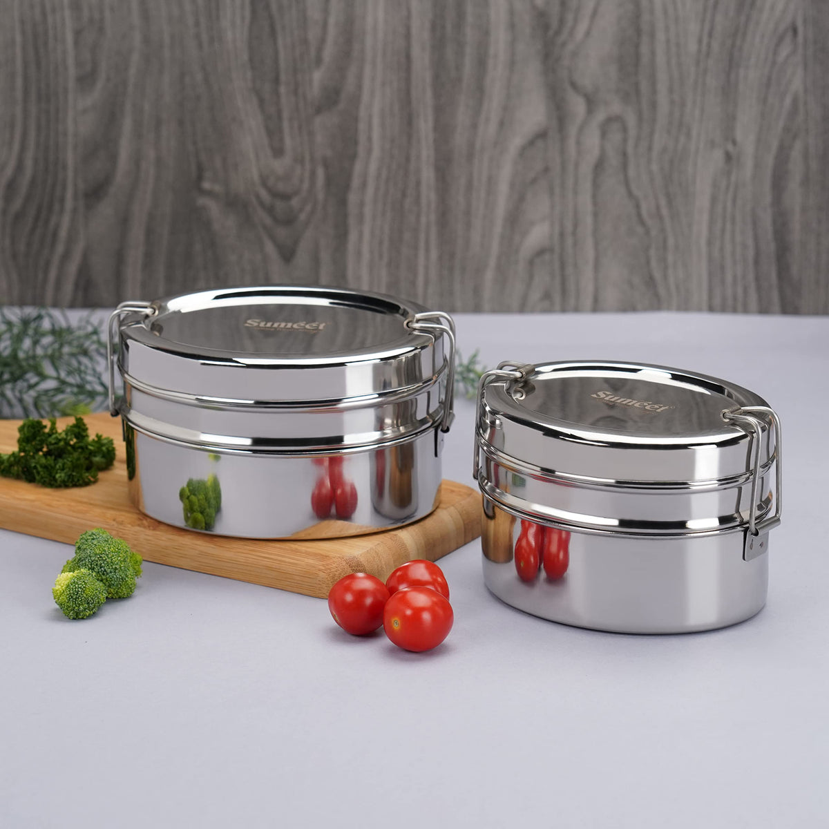 Sumeet Stainless Steel Oval Lunch Box/Tiffin with 2 Compartments and Locking Clip, Set of 2 (800 ml and 850 ml), Ideal for 4 People