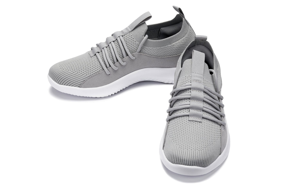 CALTO Q134 2.4-Inch Taller Light Gray/White Sole Ultra-Lightweight Sneakers