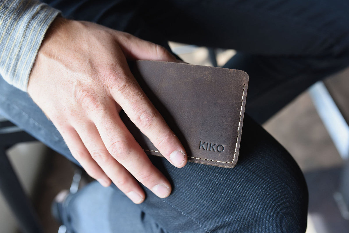 Straight Cut Bifold Leather Wallet