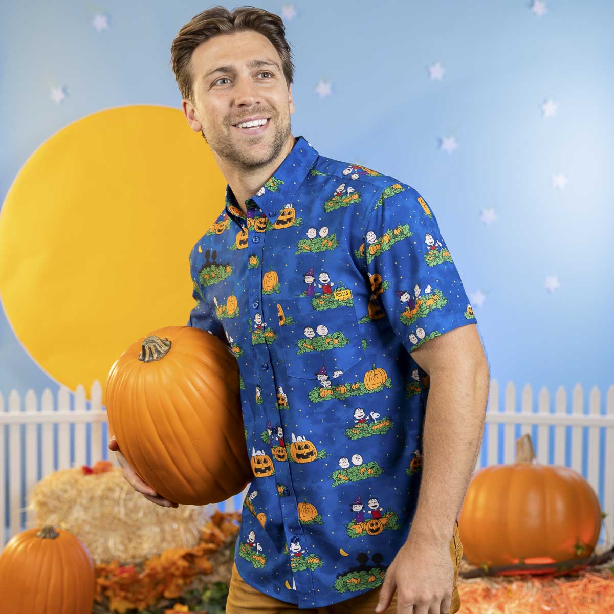 Peanuts “It's the Great Pumpkin!” – KUNUFLEX Short Sleeve Shirt